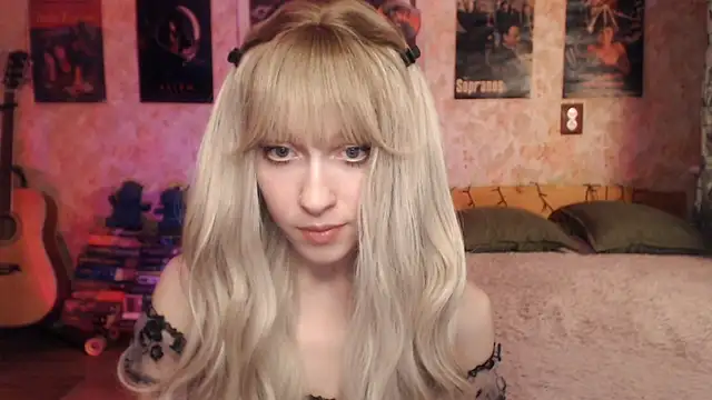 Friendly Ellie online show from 03-22-25, 01:19