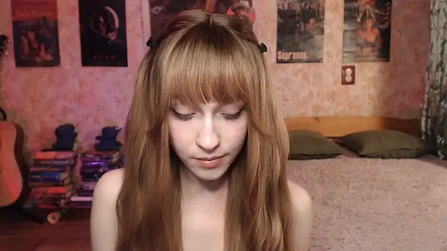 Friendly Ellie online show from 02-20-26, 01:22