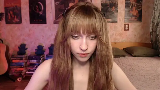 Friendly Ellie online show from 05-14-26, 01:18