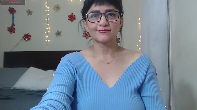 ISABEEL SOFIA01 online show from 03-07-25, 10:32