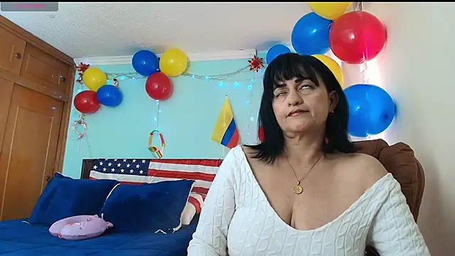 ISABEEL SOFIA01 online show from 06-20-26, 07:38