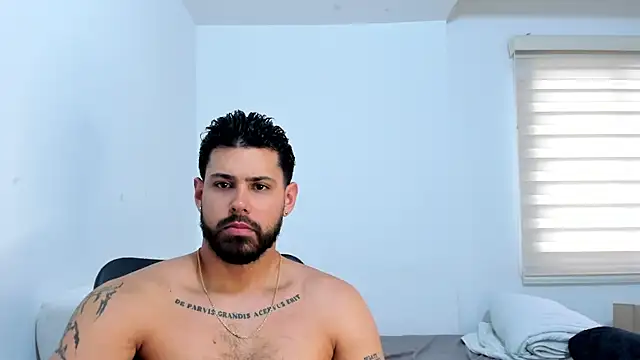 Justyn Torres online show from 10-21-25, 11:55