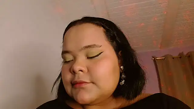 Snapshot of sexychubby___ chatting on 02-14-26, 04:09 sexychubby online show from 02-14-26, 04:09