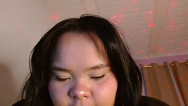 Snapshot of sexychubby___ chatting on 02-15-26, 06:59 sexychubby online show from 02-15-26, 06:59