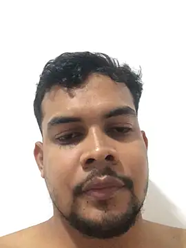 Snapshot of ElsecretodeBruno chatting on 02-21-25, 03:56 ElsecretodeBruno online show from 02-21-25, 03:56