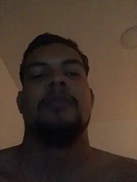 Snapshot of ElsecretodeBruno chatting on 03-15-25, 03:06 ElsecretodeBruno online show from 03-15-25, 03:06