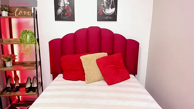 Ashleyyrobert online show from 12-13-24, 12:17