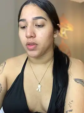 Amandanauty online show from 12-15-24, 09:20