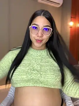 Amandanauty online show from 12-22-24, 09:09