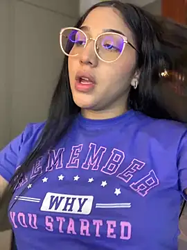 Amandanauty online show from 01-13-25, 02:07