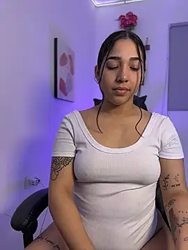Amandanauty online show from 05-02-26, 05:45