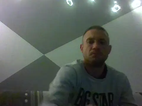 Snapshot of aroj95 chatting on 04-22-26, 08:32 aroj95 online show from 04-22-26, 08:32