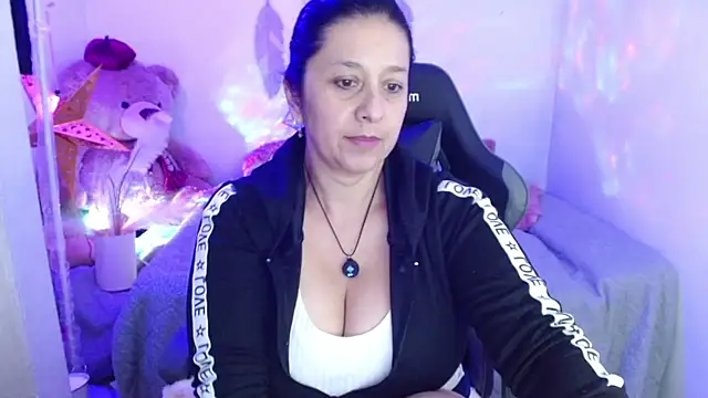 camilalatti online show from 03-29-26, 01:38