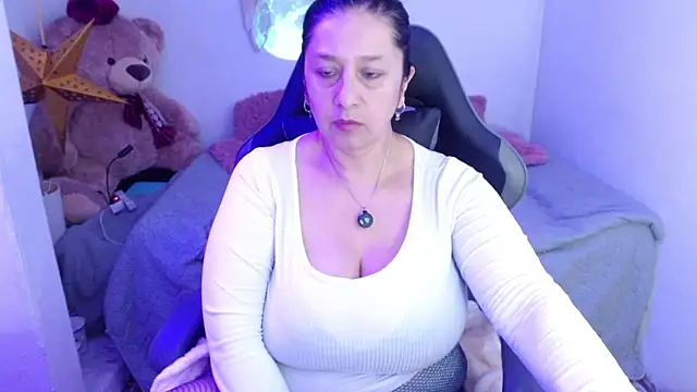 camilalatti online show from 04-15-26, 12:28