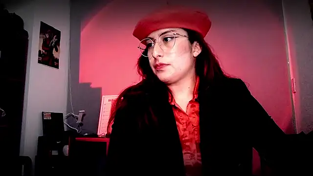 Scarlett Sen online show from 12-17-25, 05:52