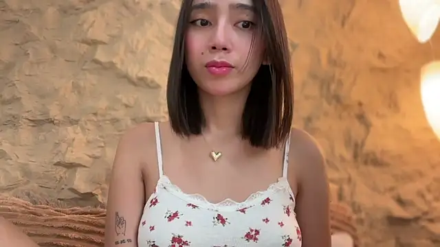 GenesisCastillano online show from 03-20-26, 05:45