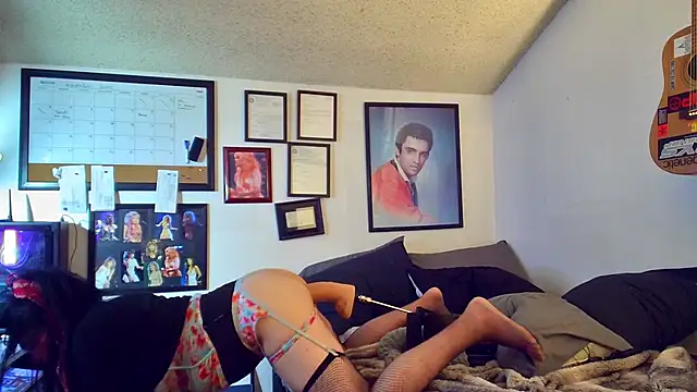 DoMeDoggyDiana online show from 12-30-24, 10:43