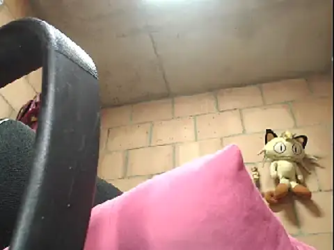 Snapshot of Camilalatin69 chatting on 12-22-24, 04:38 Camilalatin69 online show from 12-22-24, 04:38