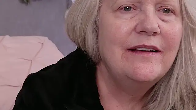 Kaitlyn Winters online show from 01-17-26, 07:39