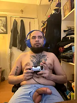 Snapshot of cnasty5621333 chatting on 10-27-25, 03:38 cnasty5621333 online show from 10-27-25, 03:38