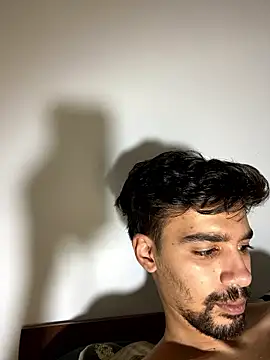 Snapshot of Hermanooooooo chatting on 01-10-26, 02:57 Hermanooooooo online show from 01-10-26, 02:57