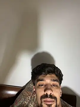 Snapshot of Hermanooooooo chatting on 02-13-26, 05:58 Hermanooooooo online show from 02-13-26, 05:58