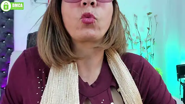 kimberlybirdx online show from 12-06-24, 11:14