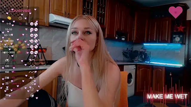 Snapshot of Merlin_day chatting on 01-15-25, 03:54 Merlin day online show from 01-15-25, 03:54