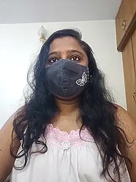 sexynayan23 online show from 10-06-25, 05:49