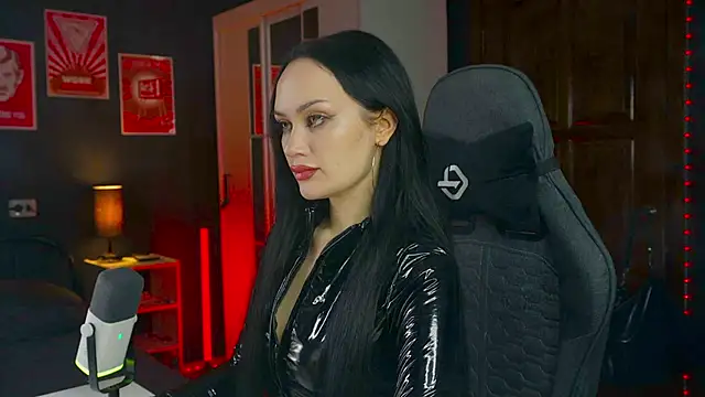 QueenAliss online show from 03-07-26, 06:21