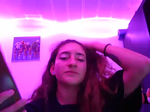 Snapshot of catthelena chatting on 03-13-26, 12:06 catthelena online show from 03-13-26, 12:06