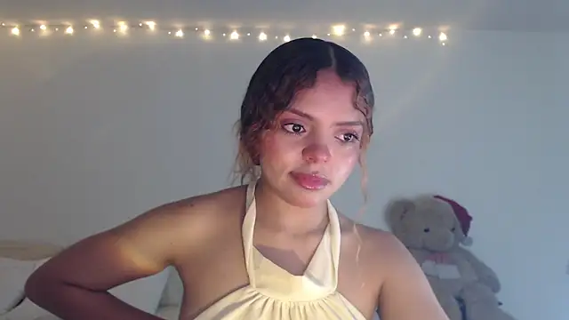 ValienteGirl  online show from 02-03-26, 12:53