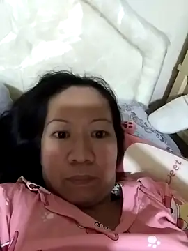 Snapshot of Sweet_Lady30 chatting on 03-15-25, 09:05 Sweet Lady30 online show from 03-15-25, 09:05