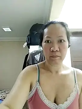 Snapshot of Sweet_Lady30 chatting on 03-16-25, 07:06 Sweet Lady30 online show from 03-16-25, 07:06