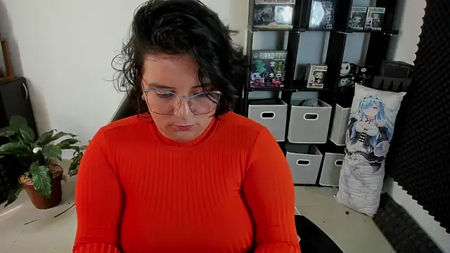 aika-dreams online show from 12-15-24, 04:26