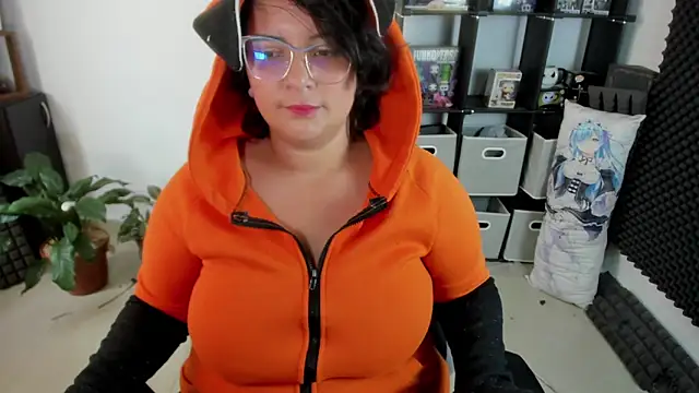 aika-dreams online show from 12-16-24, 02:27