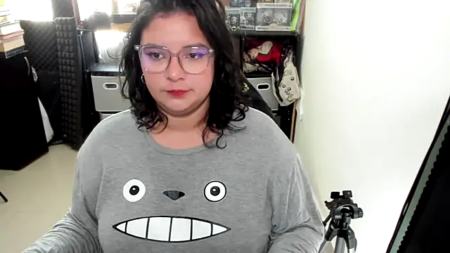 aika-dreams online show from 10-22-25, 01:00