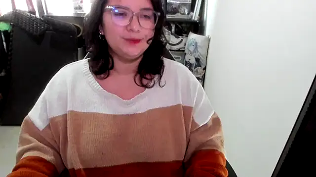 aika-dreams online show from 12-22-25, 01:08