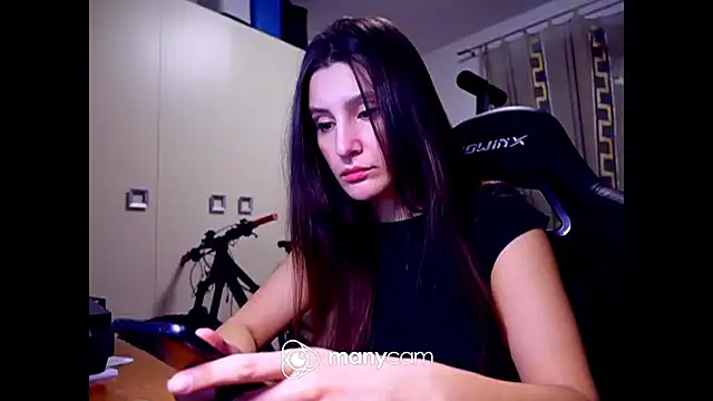 GodlyTheia online show from 01-30-25, 05:49