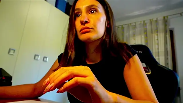 GodlyTheia online show from 10-12-25, 11:42