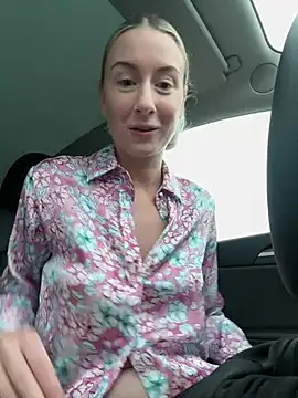 CutieEmy online show from 12-25-24, 02:34