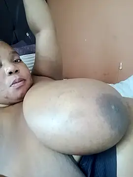 Snapshot of Lovelyboobs01 chatting on 02-03-25, 12:36 Lovelyboobs01 online show from 02-03-25, 12:36