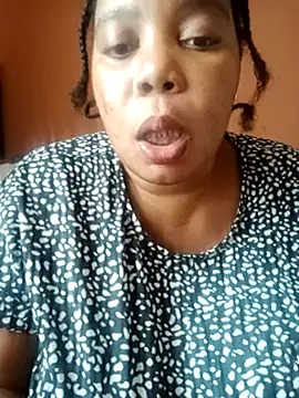 Snapshot of Lovelyboobs01 chatting on 02-15-25, 01:16 Lovelyboobs01 online show from 02-15-25, 01:16