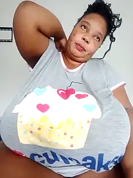 Snapshot of Lovelyboobs01 chatting on 03-04-25, 08:24 Lovelyboobs01 online show from 03-04-25, 08:24