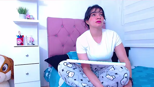 Vannessa  Shy online show from 09-22-25, 11:29