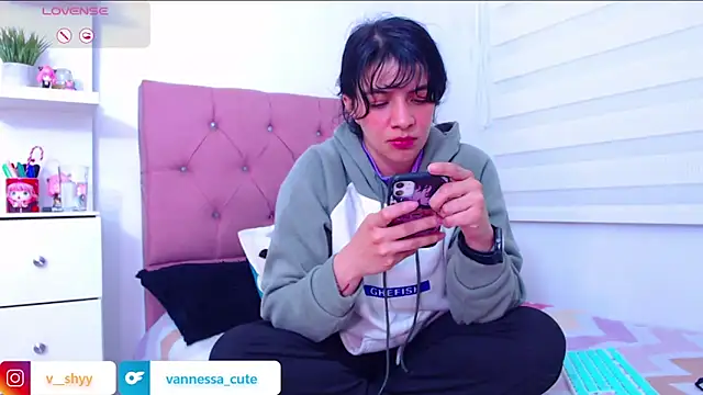 Vannessa  Shy online show from 09-26-25, 12:36