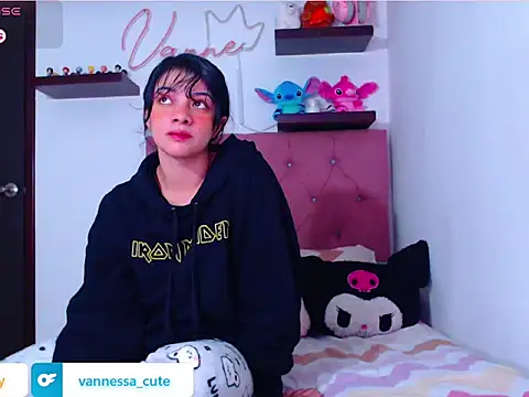 Vannessa  Shy online show from 10-30-25, 11:05