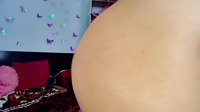 Snapshot of Naasha_ chatting on 12-24-24, 10:22 Naasha online show from 12-24-24, 10:22