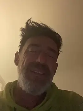 maxximere online show from 11-18-25, 01:55