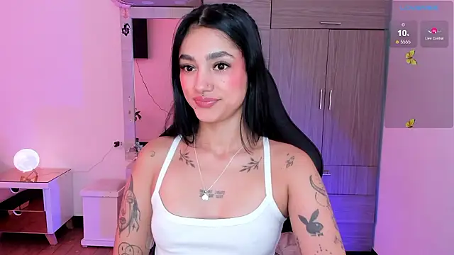 Lizzie corner v online show from 03-11-26, 02:56